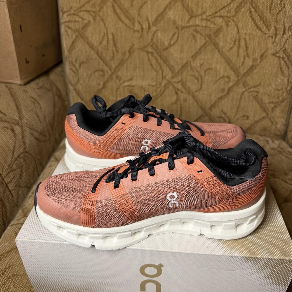 On Cloudgo Orange Black Men's 7 2E Wide Road Running Shoes Sneakers New - Picture 3 of 8